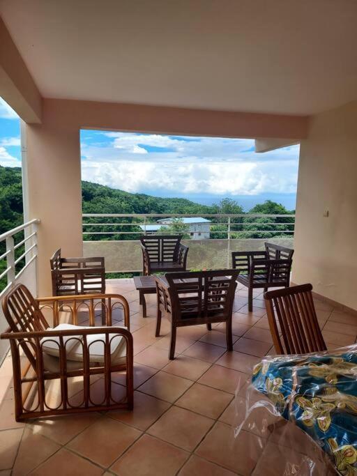 grand studio en bas de villa avec vue sur mer au Carbet Le Carbet Extérieur photo